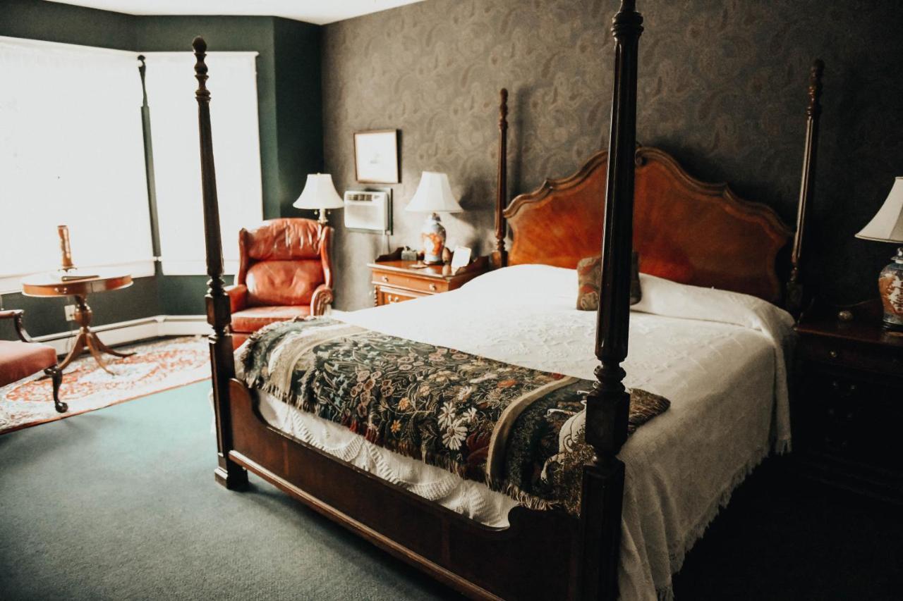 China Clipper (adults Only) 3* Ouray
