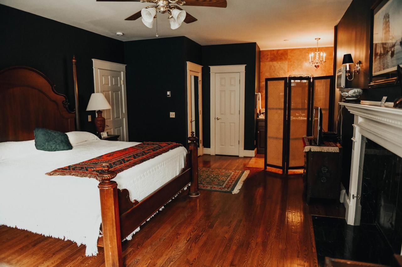 China Clipper (adults Only) 3* Ouray
