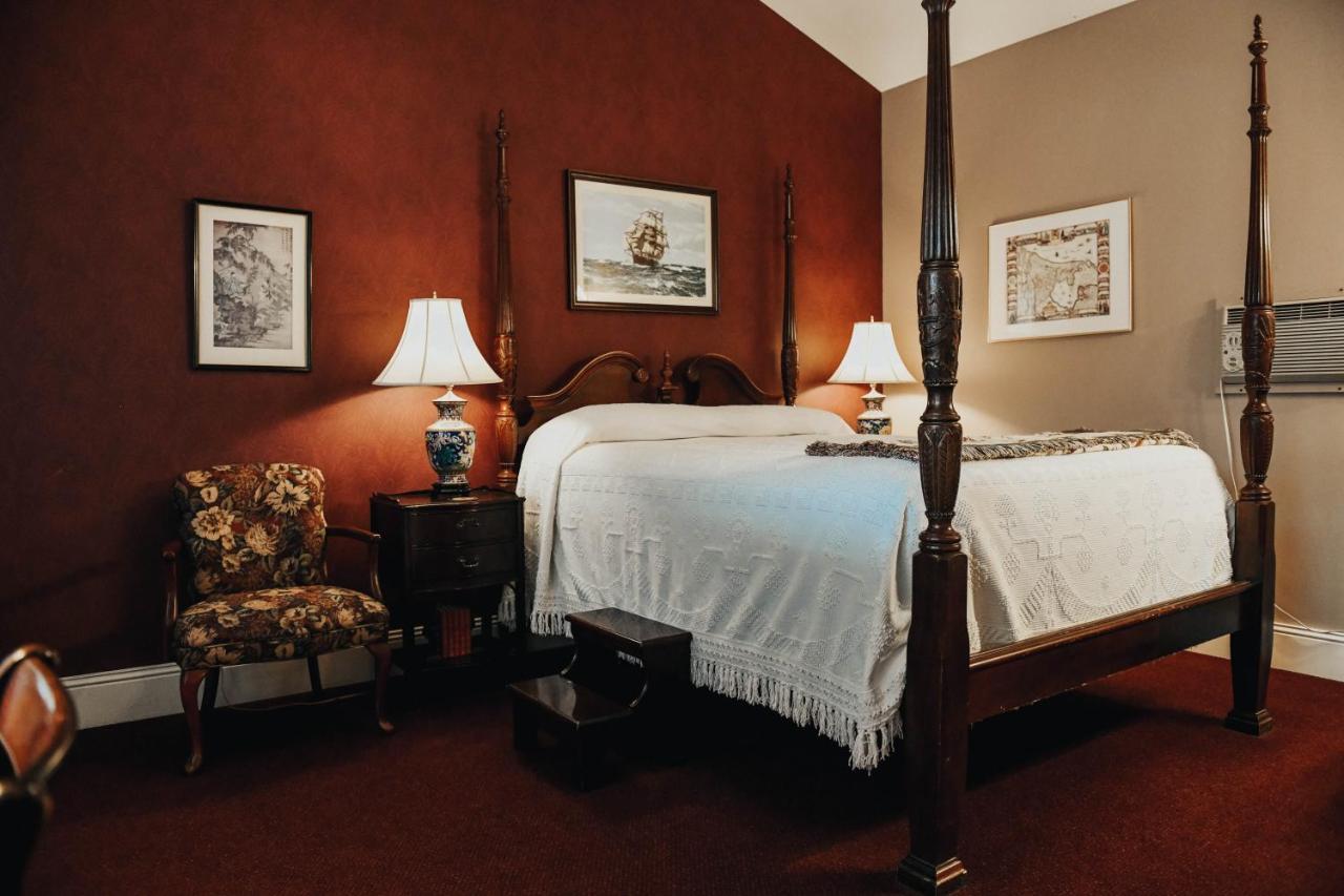 China Clipper (adults Only) 3* Ouray